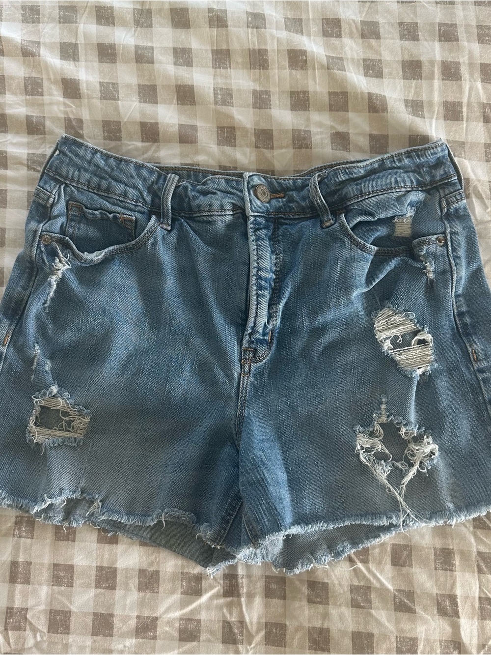 Old Navy Distressed High-Rise Denim Shorts in Medium Blue